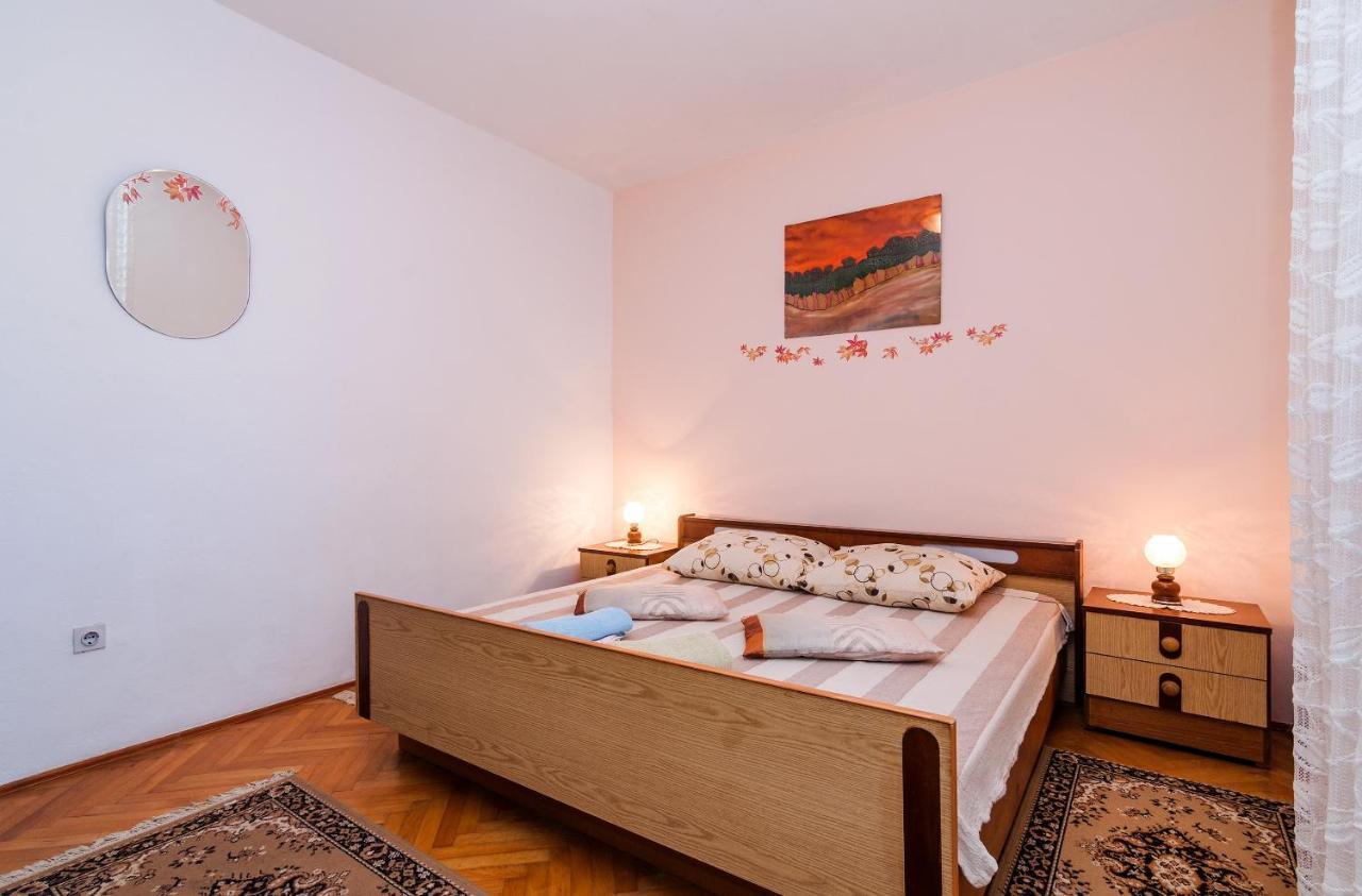 Apartments For Families With Children Privlaka, Zadar - 5747 Phòng bức ảnh