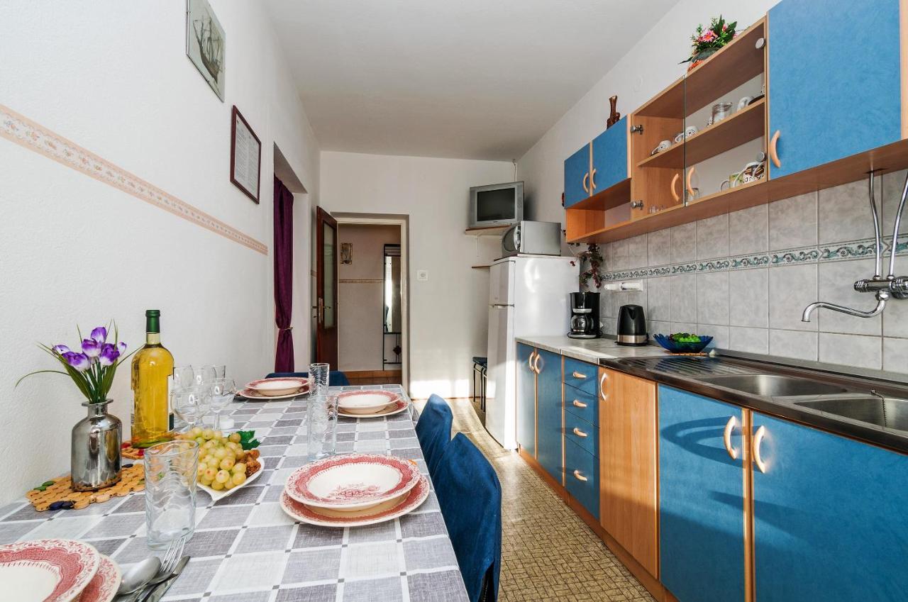 Apartments For Families With Children Privlaka, Zadar - 5747 Ngoại thất bức ảnh